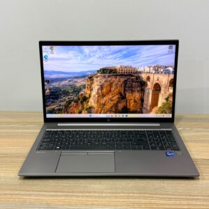 HP ZBook Firefly 15 G8 Core i7 11th Gen 16GB RAM 512GB SSD NVIDIA T500 4GB