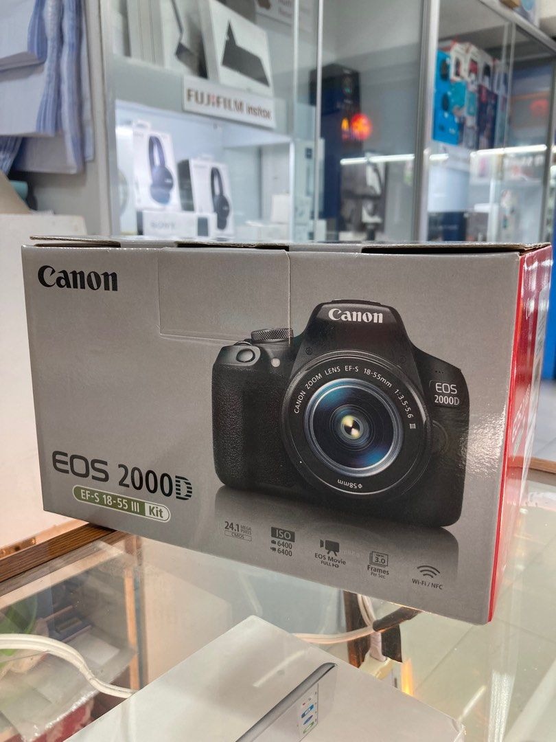 Canon EOS 2000D 24.1MP DSLR camera with 18-55mm lens